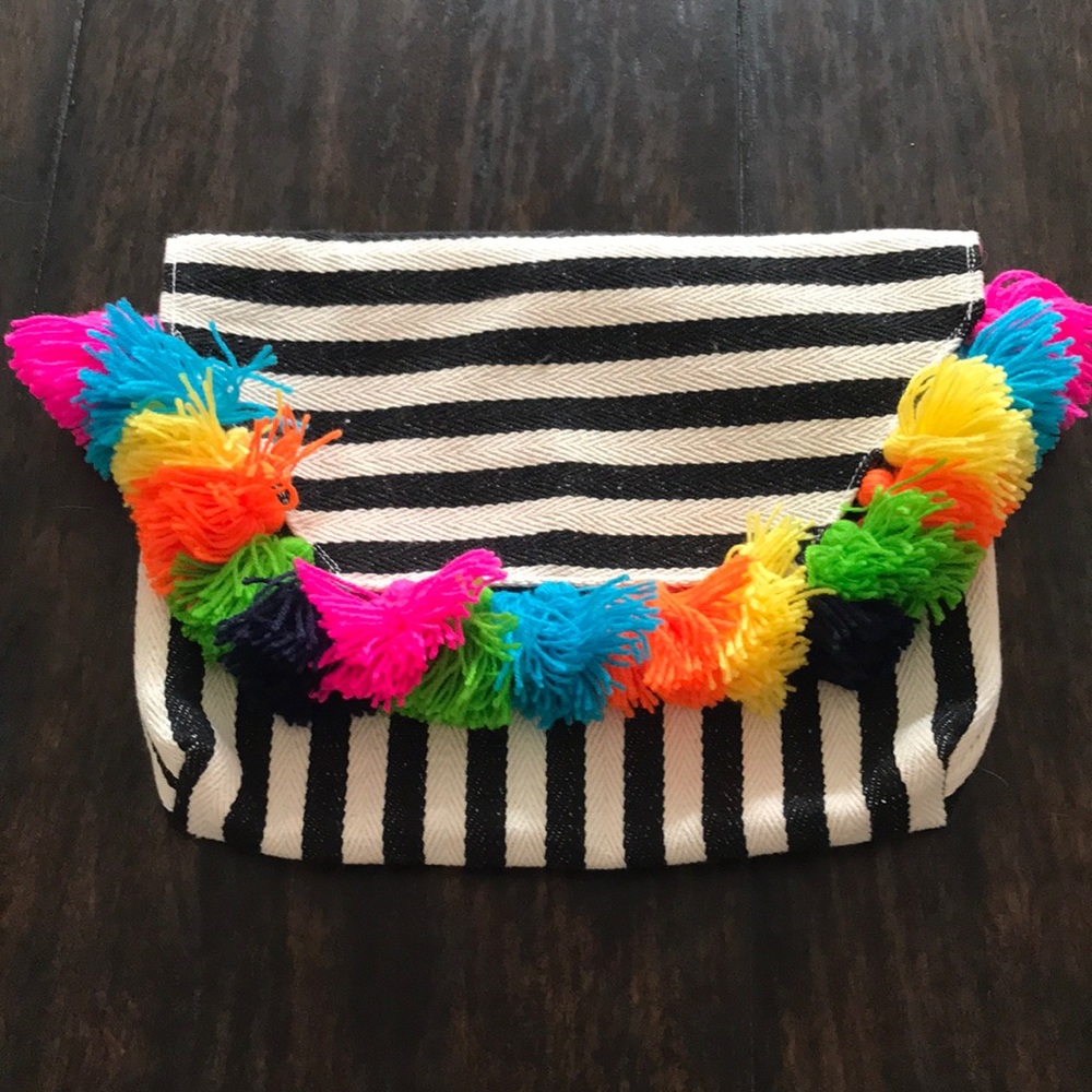 JADEtribe Valerie Fold Clutch